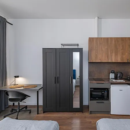 Minimalist Studio By Hostlovers Apartment *